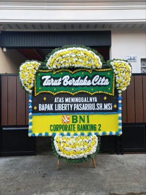 Papan Bunga Duka di Way Kandis